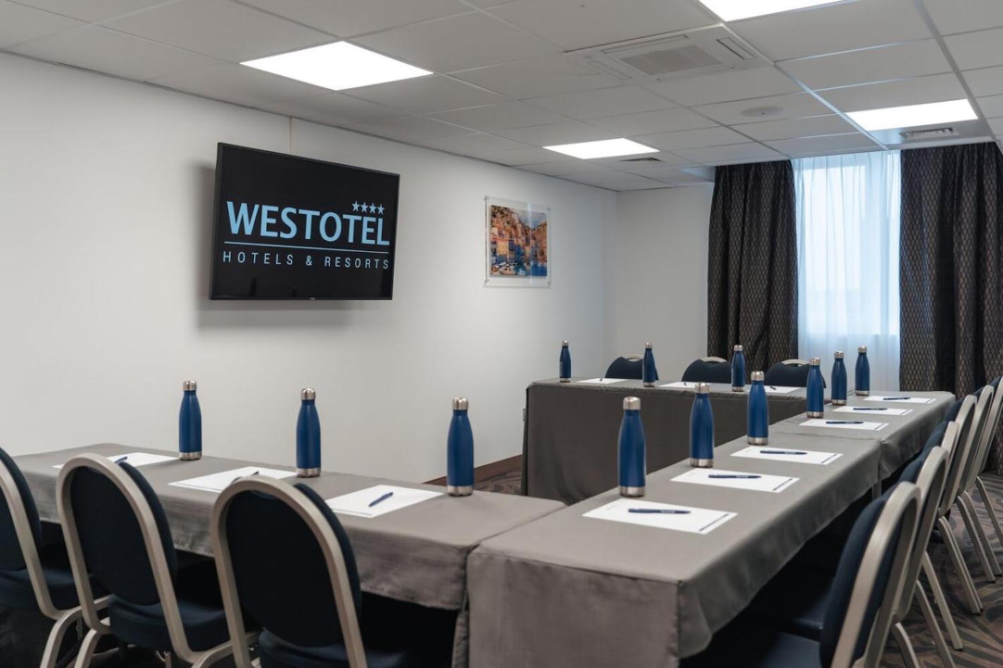Westotel Taverny - Paris Val-D'Oise المظهر الخارجي الصورة